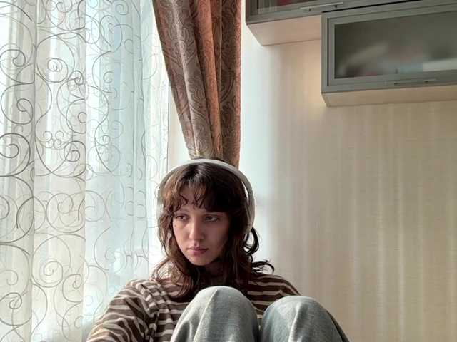 SunniCunningan live cam on BongaCams