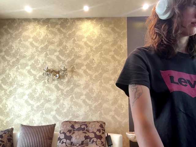 SunniCunningan live cam on BongaCams