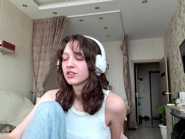 SunniCunningan live cam on BongaCams