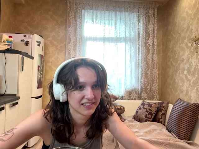 SunniCunningan webcam