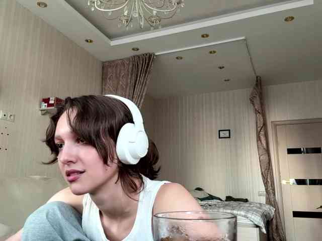 SunniCunningan webcam