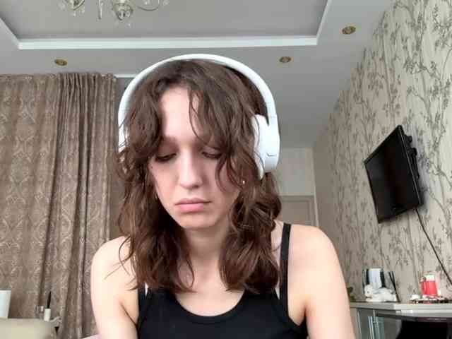 SunniCunningan webcam