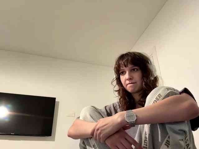 SunniCunningan webcam