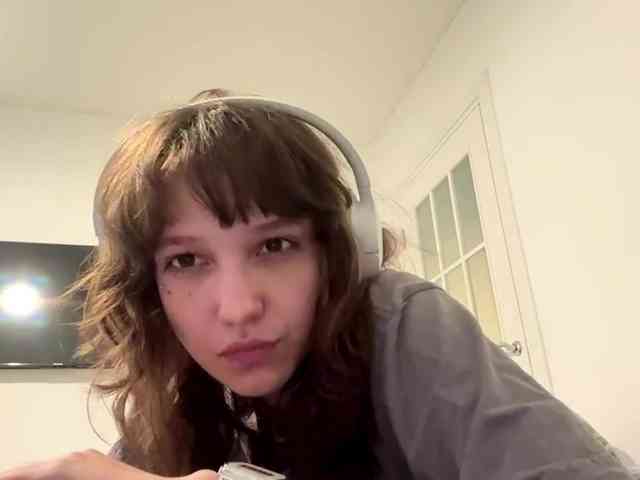 SunniCunningan webcam