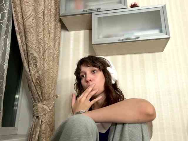 SunniCunningan webcam