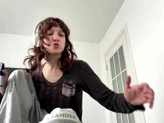 SunniCunningan webcam