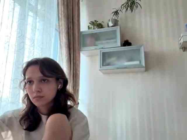 SunniCunningan webcam