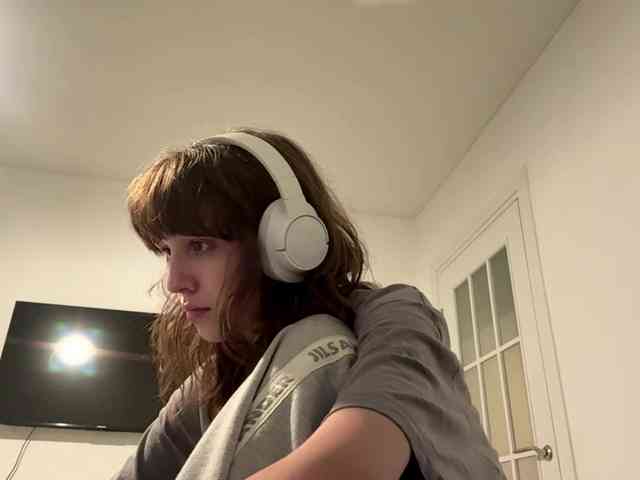 SunniCunningan webcam
