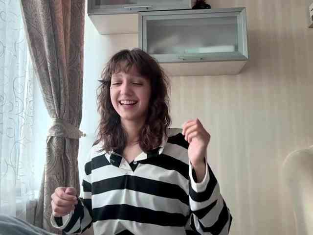 SunniCunningan webcam