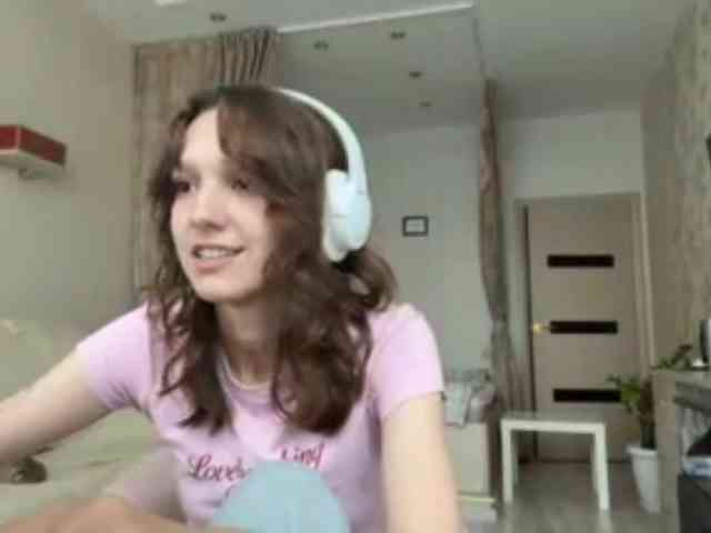 SunniCunningan webcam