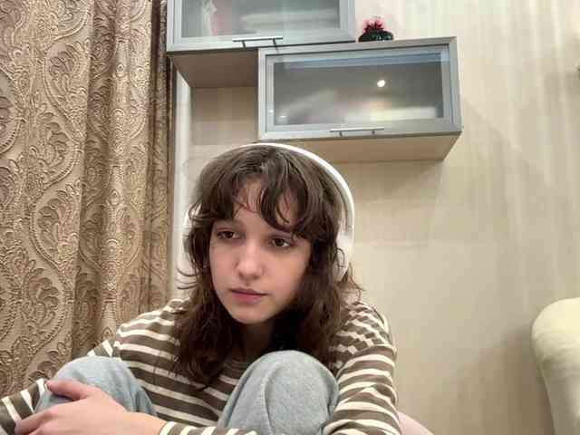 SunniCunningan webcam
