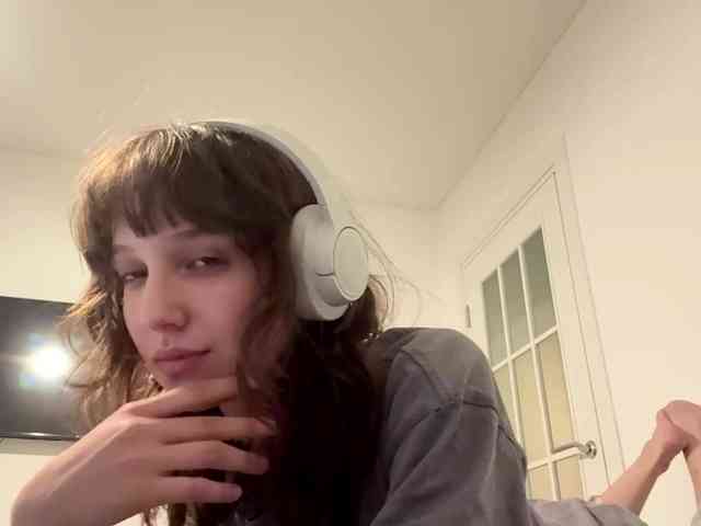 SunniCunningan webcam