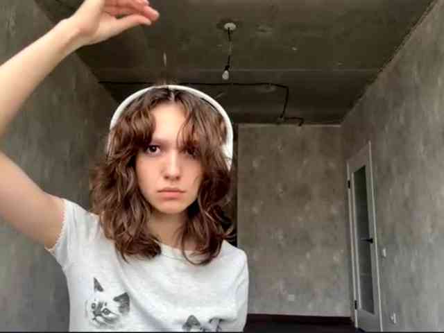 SunniCunningan webcam