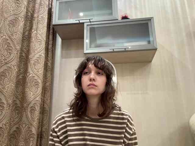 SunniCunningan webcam