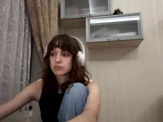 SunniCunningan webcam