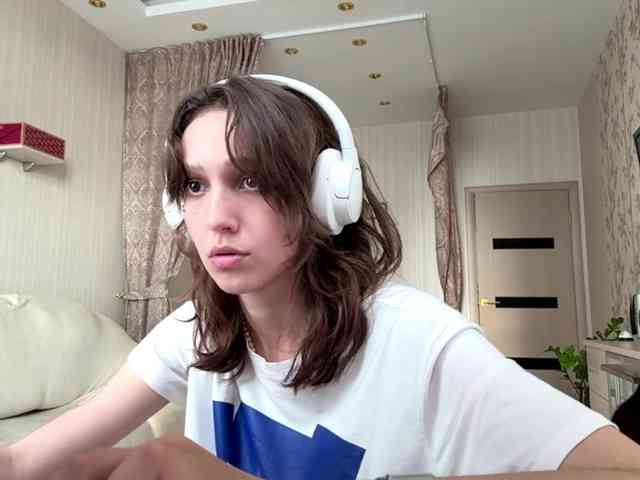SunniCunningan webcam