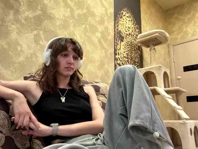 SunniCunningan webcam