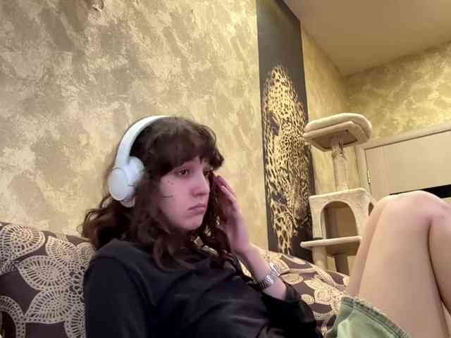 SunniCunningan webcam