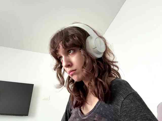 SunniCunningan webcam