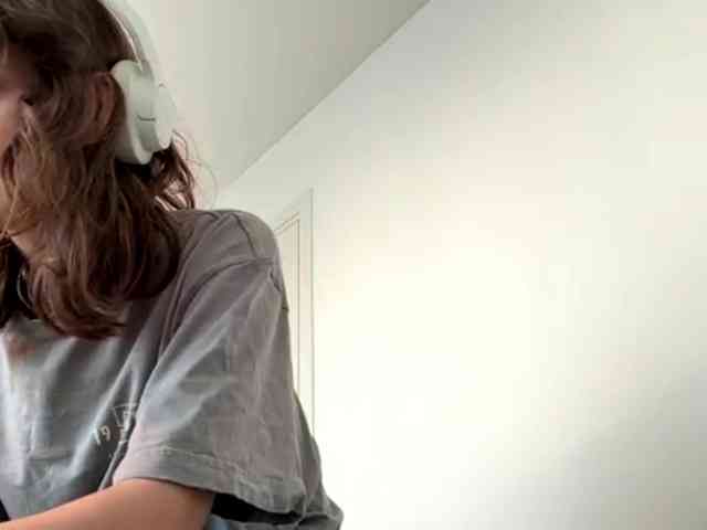 SunniCunningan webcam