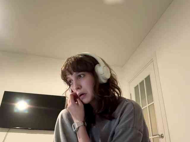 SunniCunningan webcam