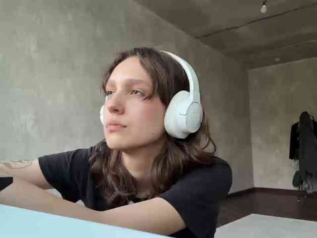 SunniCunningan webcam