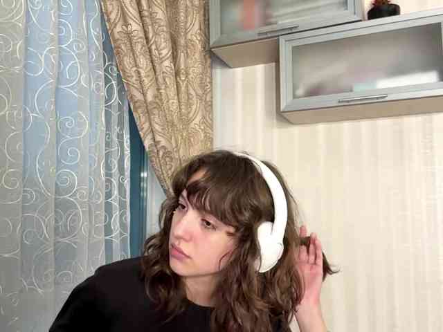 SunniCunningan webcam
