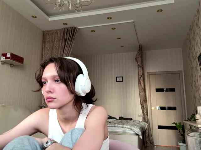 SunniCunningan webcam