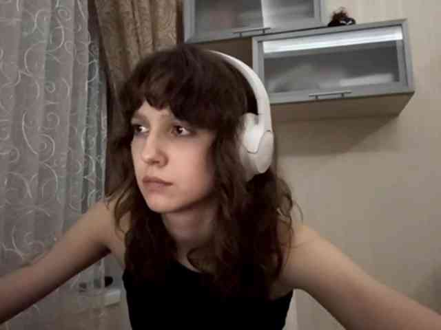 SunniCunningan webcam