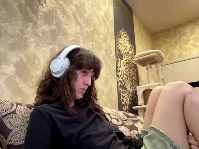SunniCunningan webcam