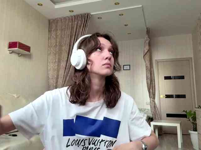 SunniCunningan webcam