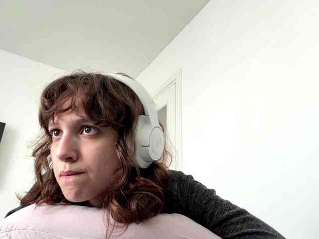 SunniCunningan webcam