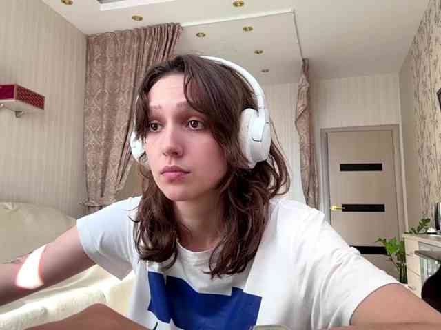 SunniCunningan webcam