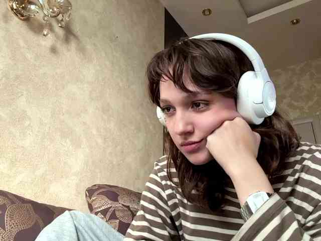 SunniCunningan webcam