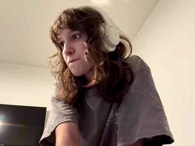 SunniCunningan webcam