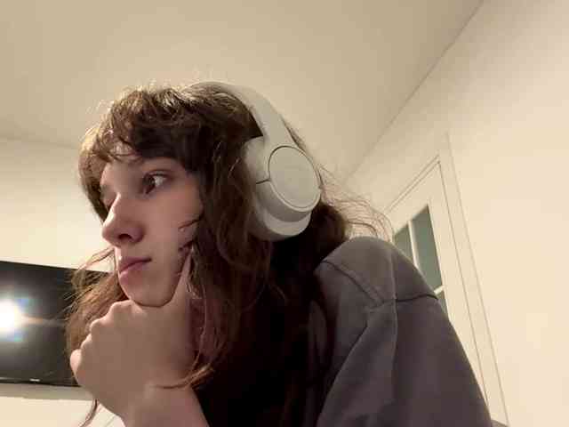 SunniCunningan webcam