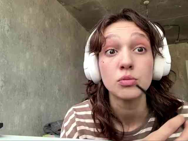 SunniCunningan webcam