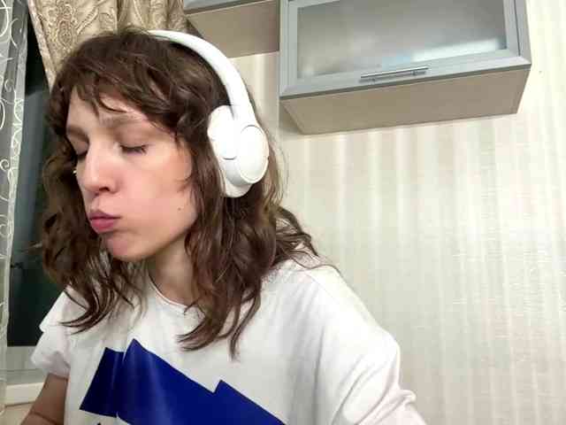 SunniCunningan webcam