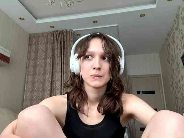 SunniCunningan webcam