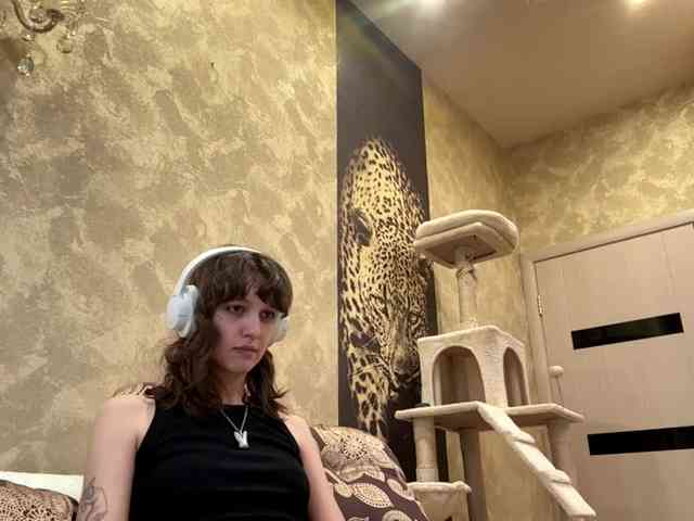 SunniCunningan webcam