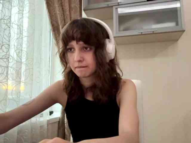 SunniCunningan webcam