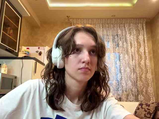 SunniCunningan webcam