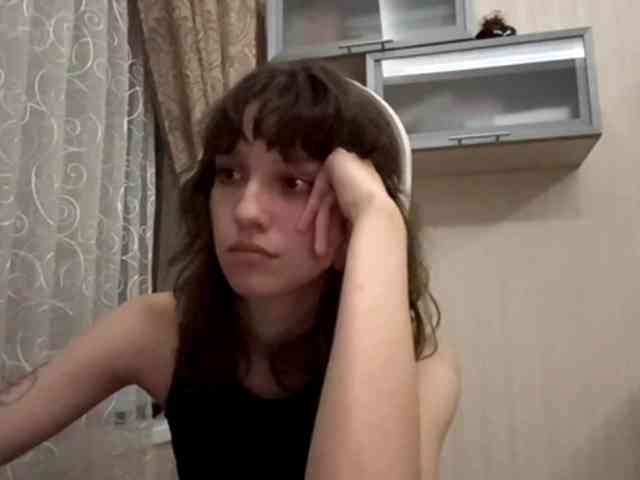 SunniCunningan webcam