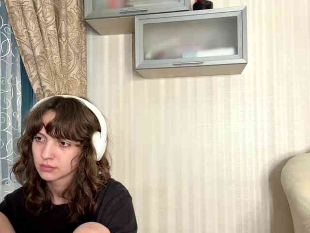 SunniCunningan webcam