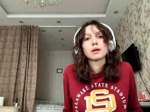 SunniCunningan webcam