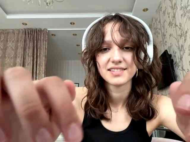 SunniCunningan webcam