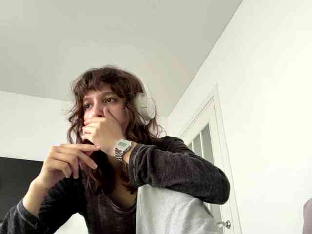 SunniCunningan webcam