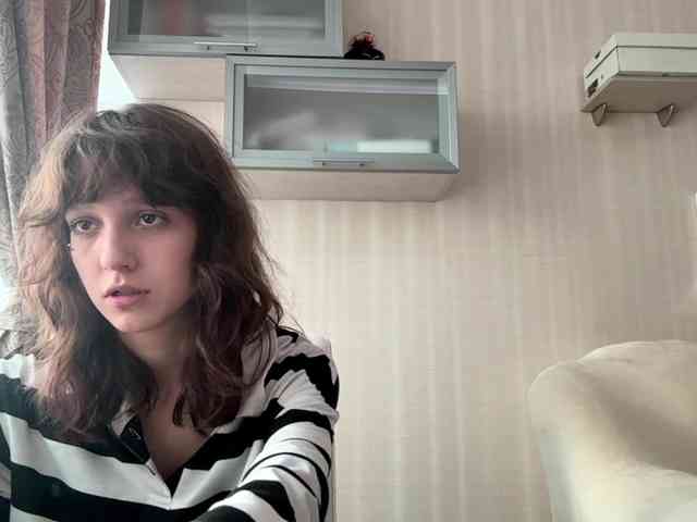 SunniCunningan webcam