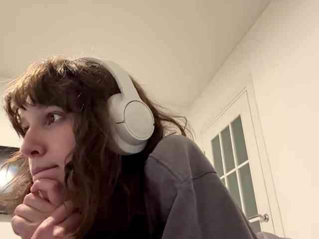 SunniCunningan webcam