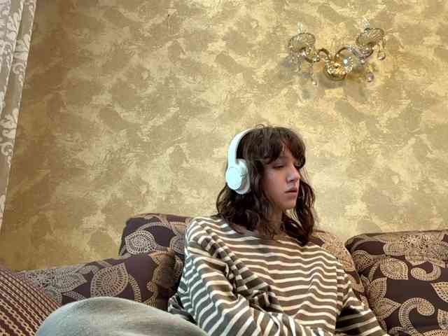 SunniCunningan webcam